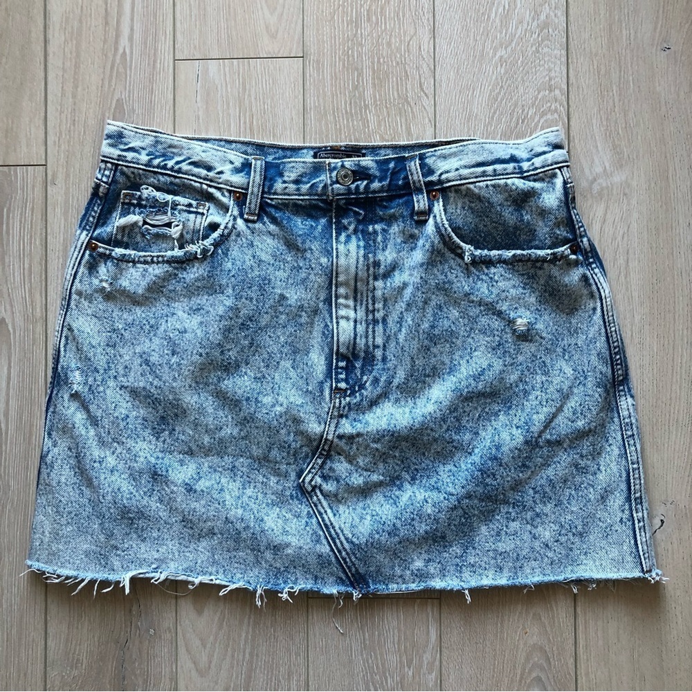 Abercrombie & Fitch Light Wash Blue Denim Mini Skirt